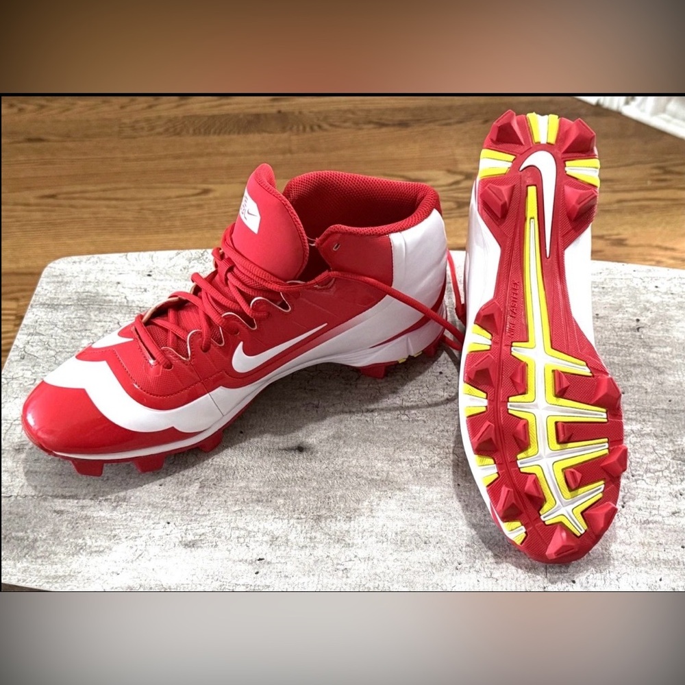 Nike Huarache Fastflex HT Mens 11.5 Mid Top Baseball Football Lacrosse Cleats